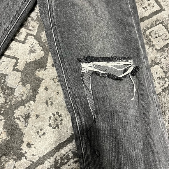 Pacsun 90’s Boyfriend Greywash Jeans - Picture 8 of 11